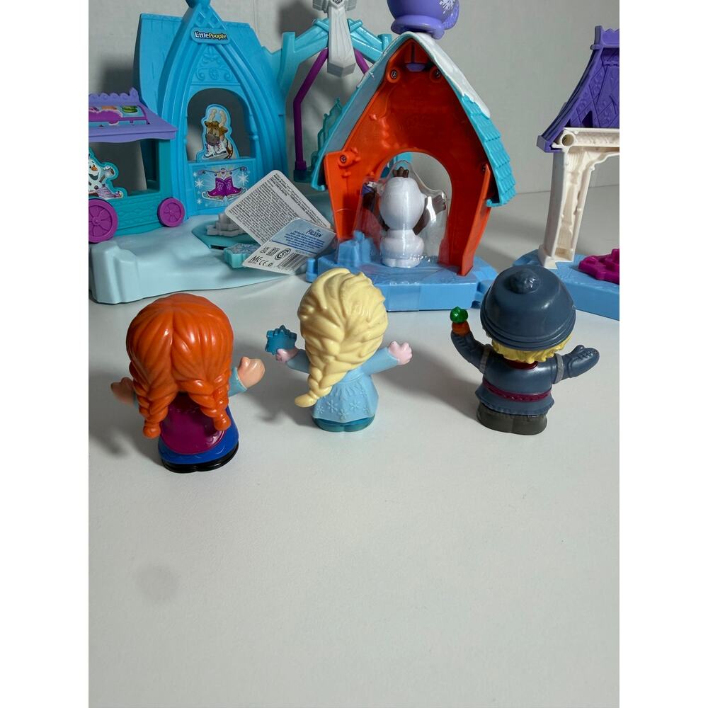 Fisher Price Little People Frozen Playset and Figures Disney - Picture 10 of 10
